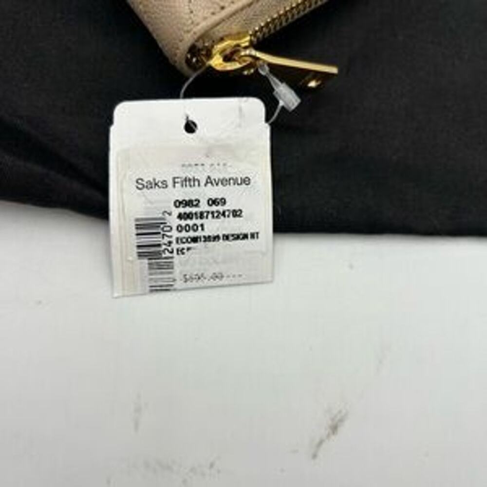 Women's SaintLaurent YSL monogram calf skin zip around wallet made in Italy. - Picture 3 of 12